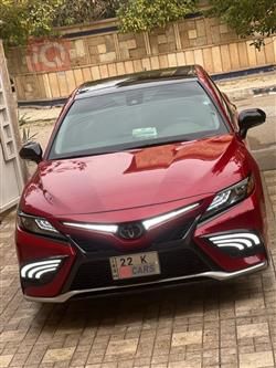 تۆیۆتا کامری